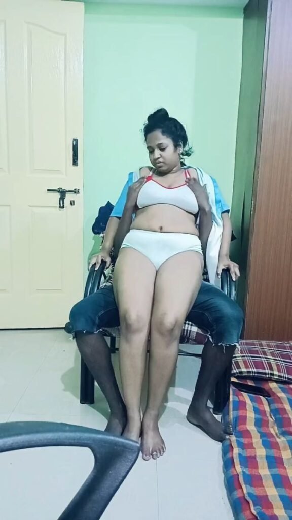 Boobs pressing boobs sucking tamil desi bhabhi xxx