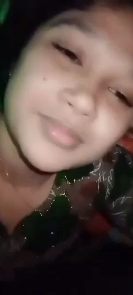 Village girl Beautiful boobs Desi mms 