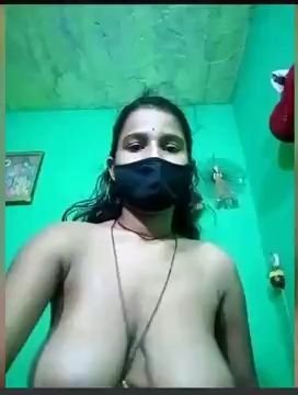 Desi girl on tango live 