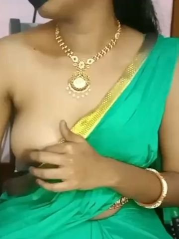 Vidhya Boobs Show 