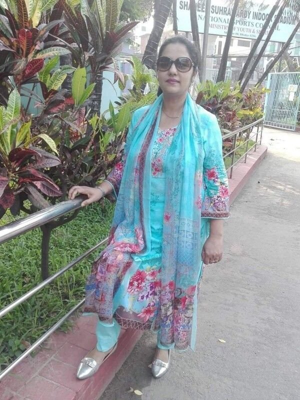 Desi bhabhi ass show 