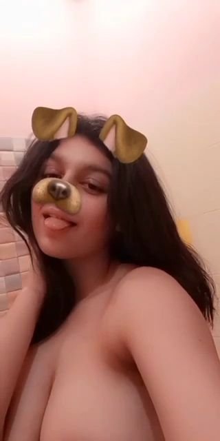 Desi girl Sexy Figure Show